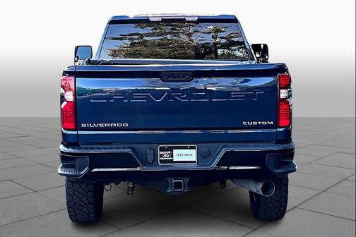 2022 Chevrolet Silverado 2500 Custom