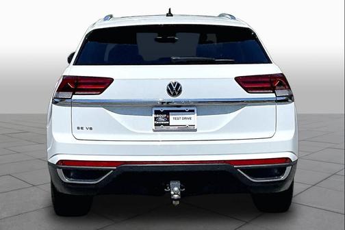 Pure White 2023 Volkswagen Atlas Cross Sport 3.6L V6 SE w/Technology