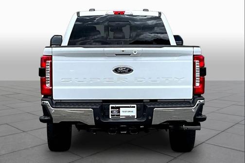 Oxford White 2026 Ford F-250 Lariat
