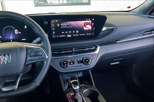 2025 Buick Envista Preferred FWD