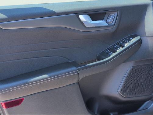 2025 Ford Escape PHEV Base