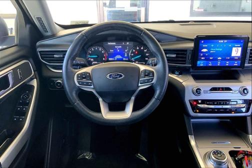 Carbonized Gray Metallic 2021 Ford Explorer XLT