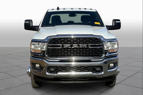 2024 RAM 3500 Big Horn Crew Cab 4x4 8' Box