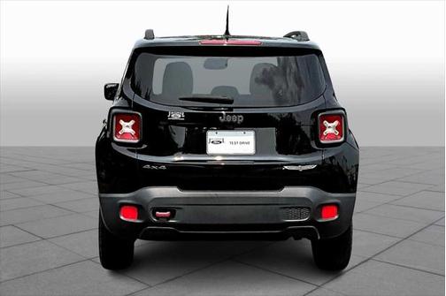 2017 Jeep Renegade Trailhawk