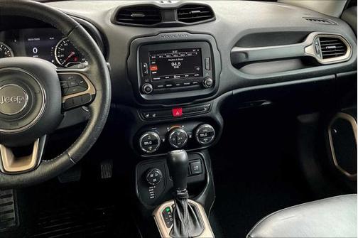 2017 Jeep Renegade Trailhawk