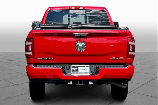 2022 RAM 2500 Laramie Crew Cab 4x4 6'4' Box