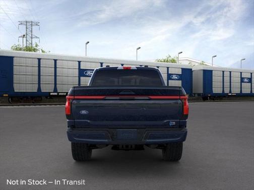 2025 Ford F-150 Lightning LARIAT