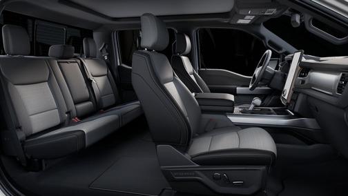 2025 Ford F-150 Lightning LARIAT