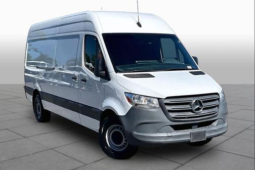 Arctic White 2021 Mercedes-Benz Sprinter 2500 High Roof