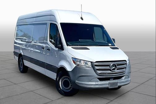 Arctic White 2021 Mercedes-Benz Sprinter 2500 High Roof