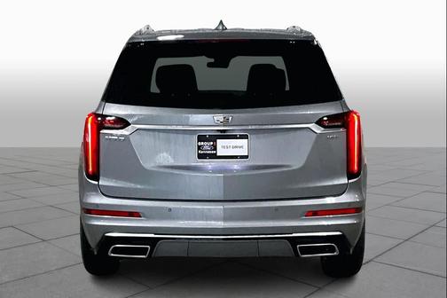 2025 Cadillac XT6 Premium Luxury FWD