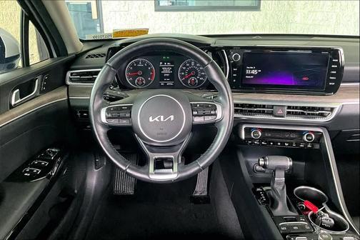 2023 Kia K5 EX