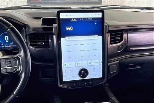 2022 Ford Expedition Max Platinum