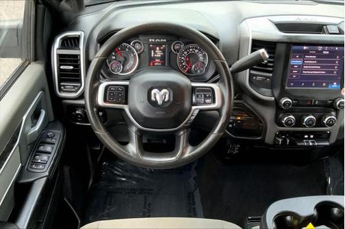 2022 RAM 3500 Big Horn Crew Cab 4x4 8' Box