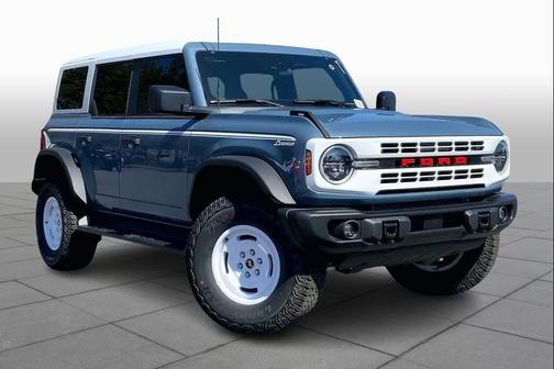 Azure Gray Metallic Tri-Coat 2025 Ford Bronco Heritage Edition