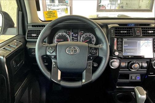 2024 Toyota 4Runner TRD Off Road