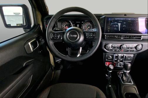 41 2025 Jeep Gladiator Rubicon