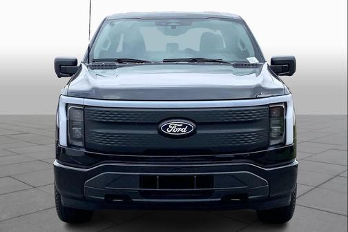 Agate Black Metallic 2025 Ford F-150 Lightning XLT