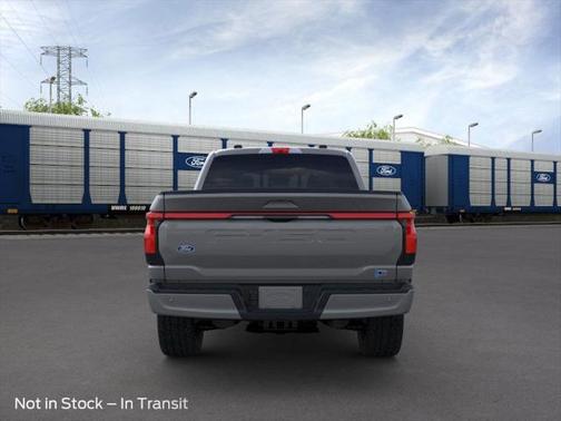 2025 Ford F-150 Lightning LARIAT