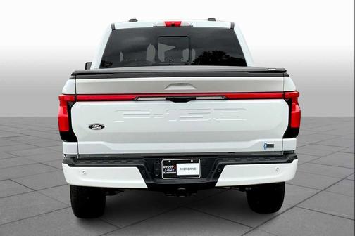 2024 Ford F-150 Lightning LARIAT