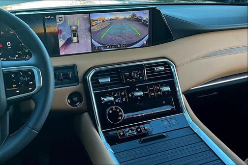 2025 Nissan Armada Platinum Reserve 2WD