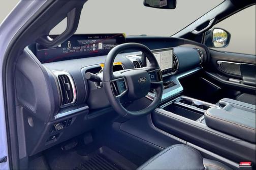 Glacier Gray Metallic Tri-Coat 2026 Ford Expedition Tremor