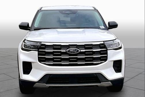 Star White Metallic Tri-Coat 2026 Ford Explorer Active