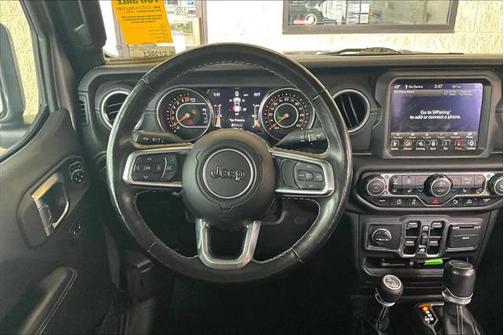 2021 Jeep Gladiator Overland
