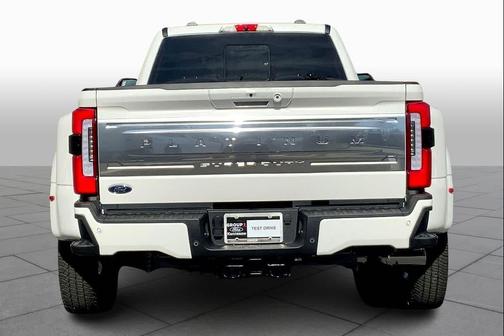 2026 Ford F-350 Platinum