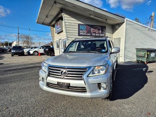 2014 Lexus LX 570 Base