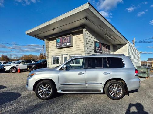 2014 Lexus LX 570 Base