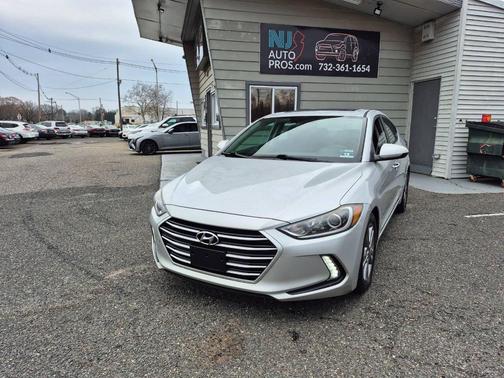 2017 Hyundai ELANTRA SE Value Edition