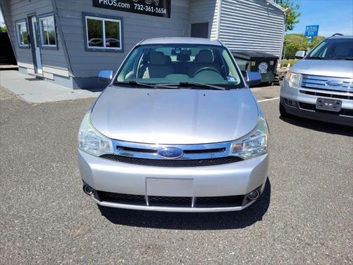 2010 Ford Focus SEL