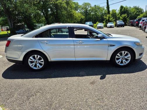 2012 Ford Taurus SEL