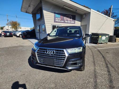 2017 Audi Q7 3.0T Premium