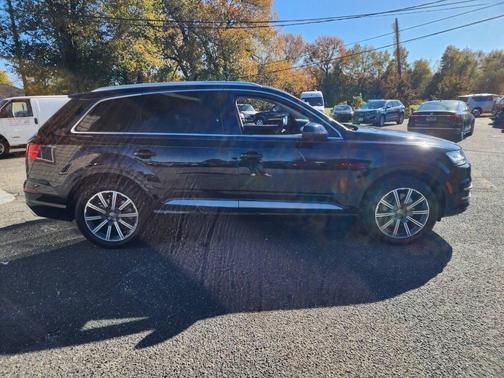 2017 Audi Q7 3.0T Premium