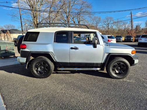2007 Toyota FJ Cruiser Base