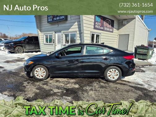 2018 Hyundai ELANTRA SE