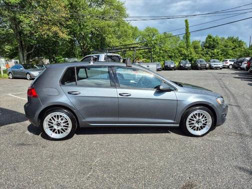 2015 Volkswagen Golf DSG TDI SE
