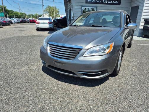 Gray 2013 Chrysler 200 Limited