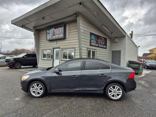 2013 Volvo S60 T5 Premier Plus