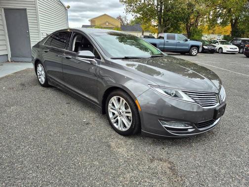 2016 Lincoln MKZ Base