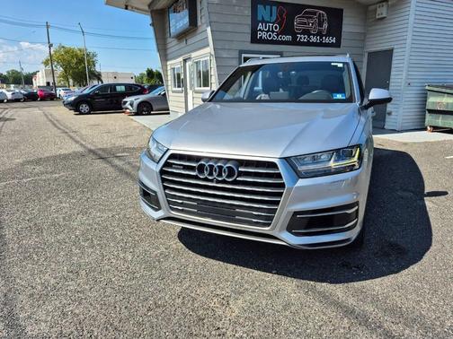 2019 Audi Q7 55 Premium Plus