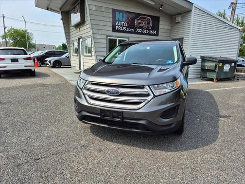 2015 Ford Edge SE
