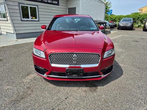 2018 Lincoln Continental Premiere