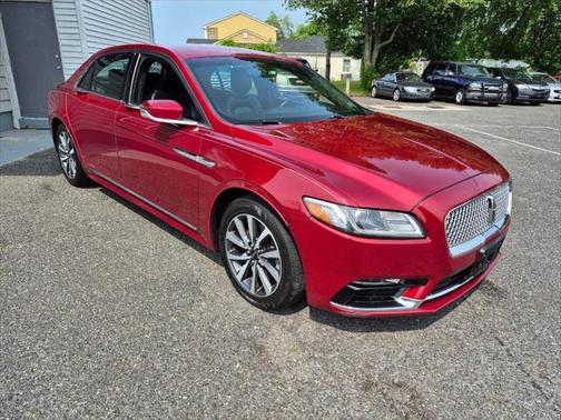 2018 Lincoln Continental Premiere