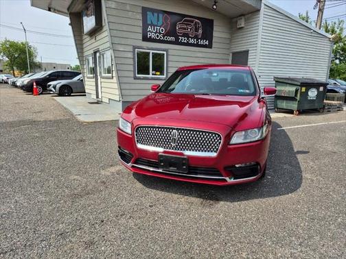2018 Lincoln Continental Premiere