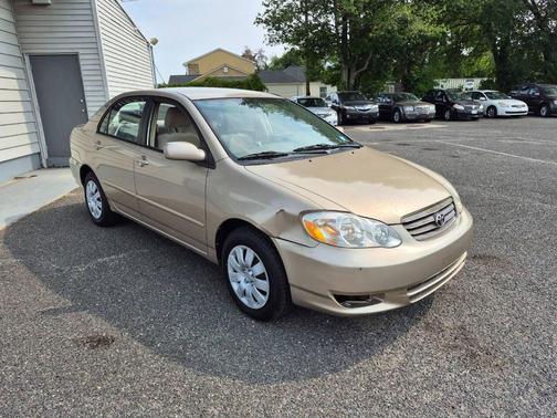 2004 Toyota Corolla LE