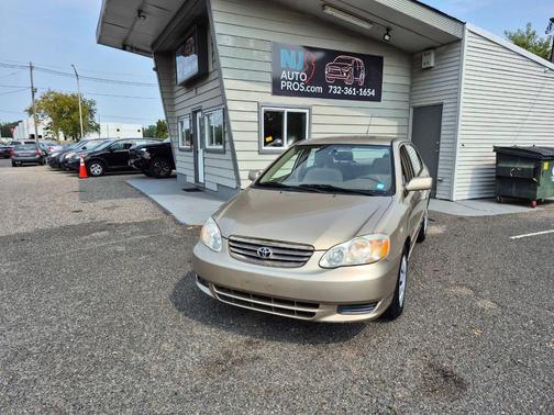 2004 Toyota Corolla LE