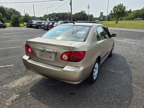2004 Toyota Corolla LE